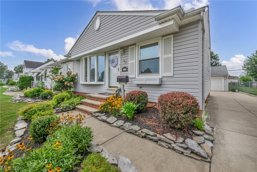 710 Bayridge Boulevard Willowick OH 44095