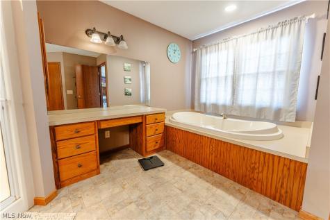 5189 County Road 314 Millersburg OH 44654