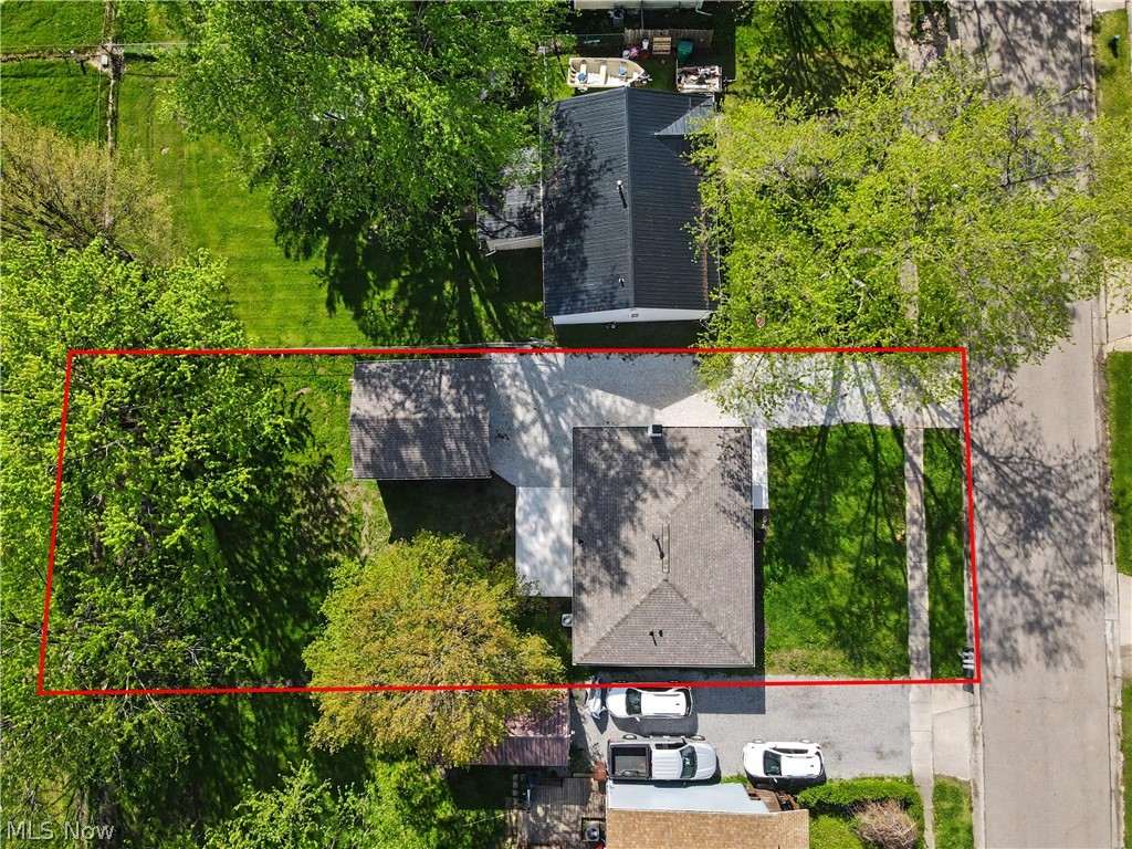 9852 Belden Drive Windham OH 44288