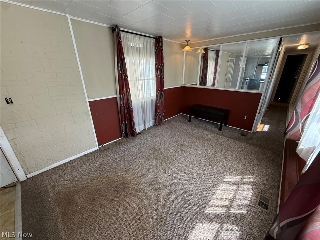 610 Karen Avenue NW New Philadelphia OH 44663