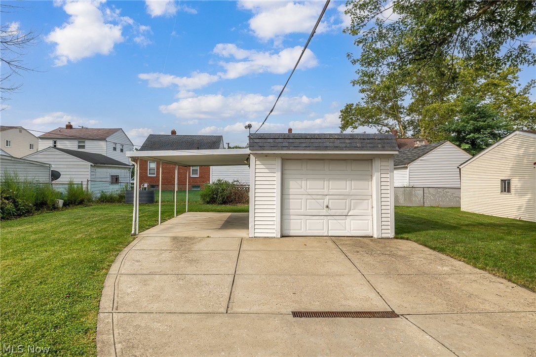 424 E 326th Street Willowick OH 44095