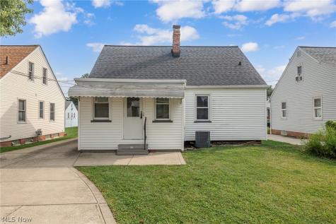 424 E 326th Street Willowick OH 44095