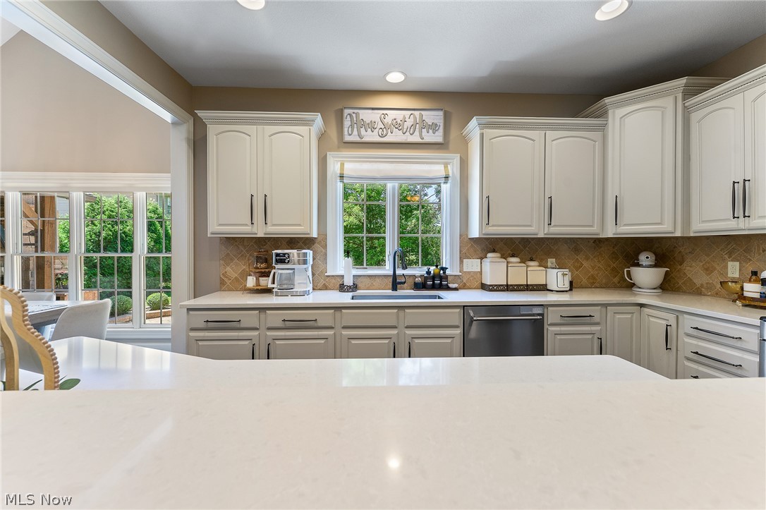 1325 Fox Den Trail Canfield OH 44406