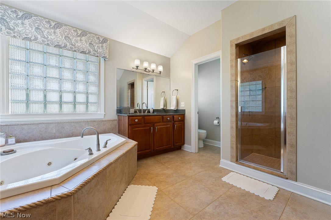 1325 Fox Den Trail Canfield OH 44406