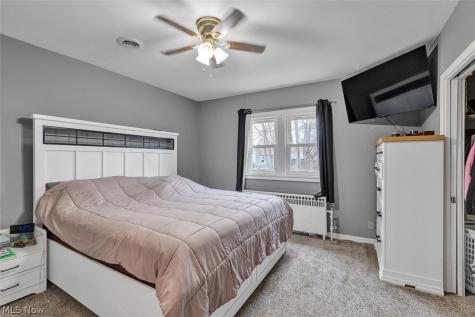 424 Woodstock Road Eastlake OH 44095