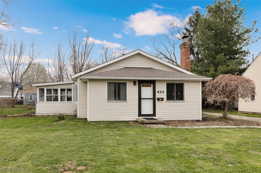 424 Woodstock Road Eastlake OH 44095