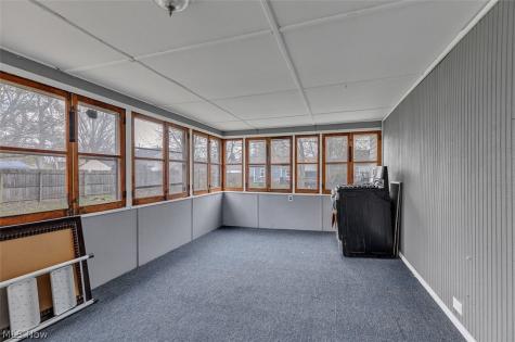 424 Woodstock Road Eastlake OH 44095