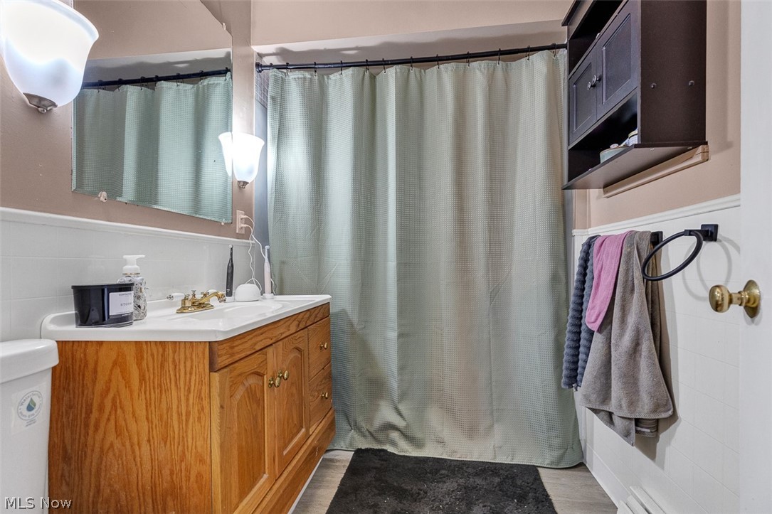 424 Woodstock Road Eastlake OH 44095