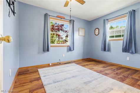 2534 Bollinger Avenue NE Canton OH 44705
