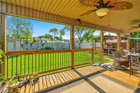 2534 Bollinger Avenue NE Canton OH 44705
