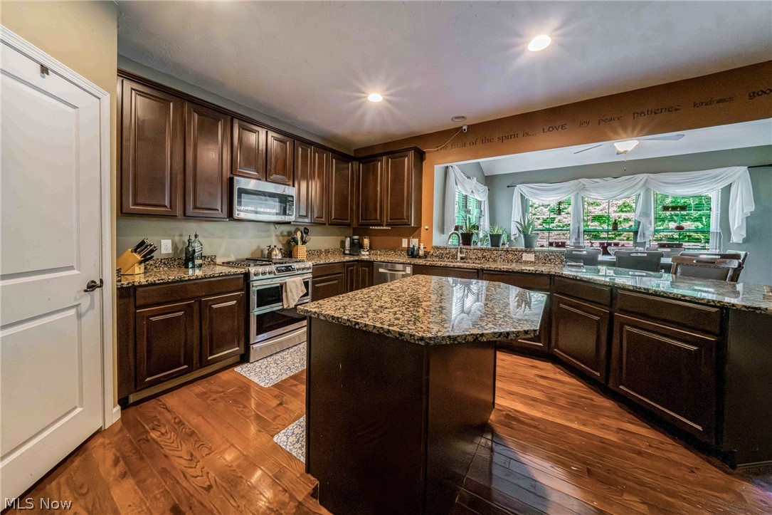 5570 W Long Ridge Drive Seven Hills OH 44131