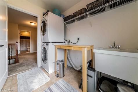 5570 W Long Ridge Drive Seven Hills OH 44131