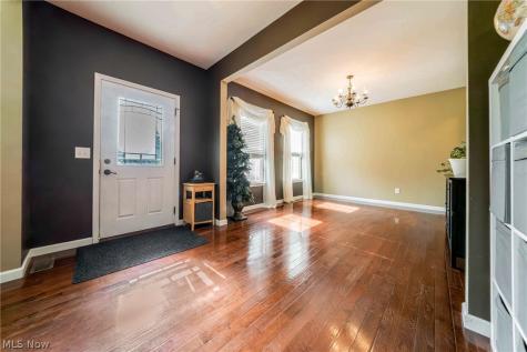 5570 W Long Ridge Drive Seven Hills OH 44131