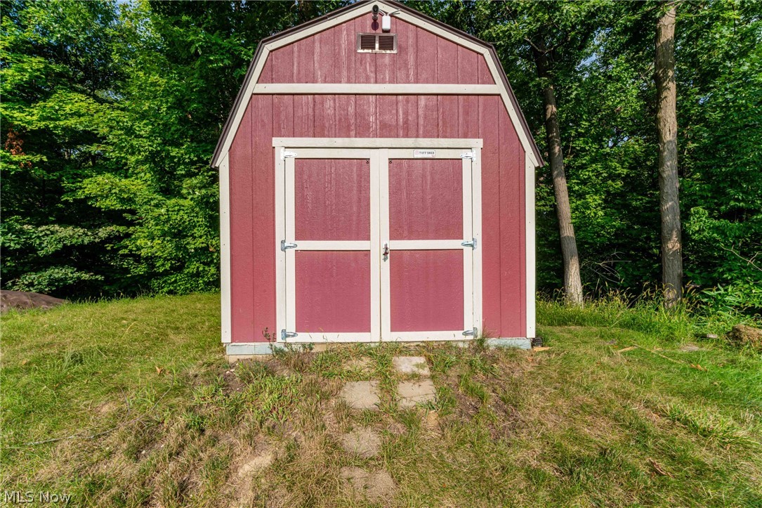 5570 W Long Ridge Drive Seven Hills OH 44131