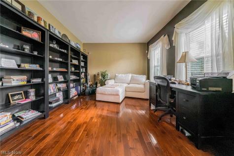 5570 W Long Ridge Drive Seven Hills OH 44131