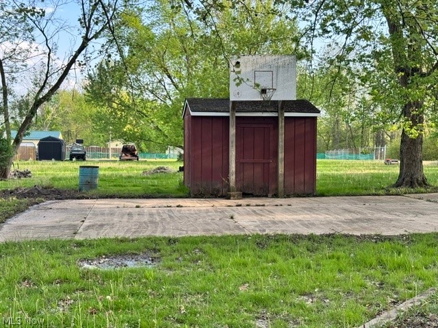 525 Champion Avenue W Warren OH 44483