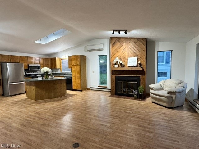 525 Champion Avenue W Warren OH 44483