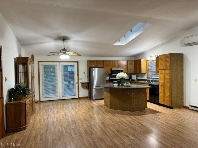 525 Champion Avenue W Warren OH 44483