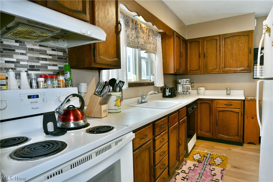 3894 Nelson Mosier Road Leavittsburg OH 44430