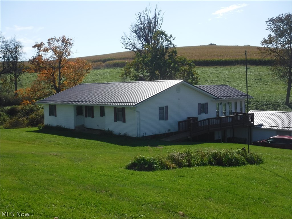 17871 County Road 436 Dresden OH 43821