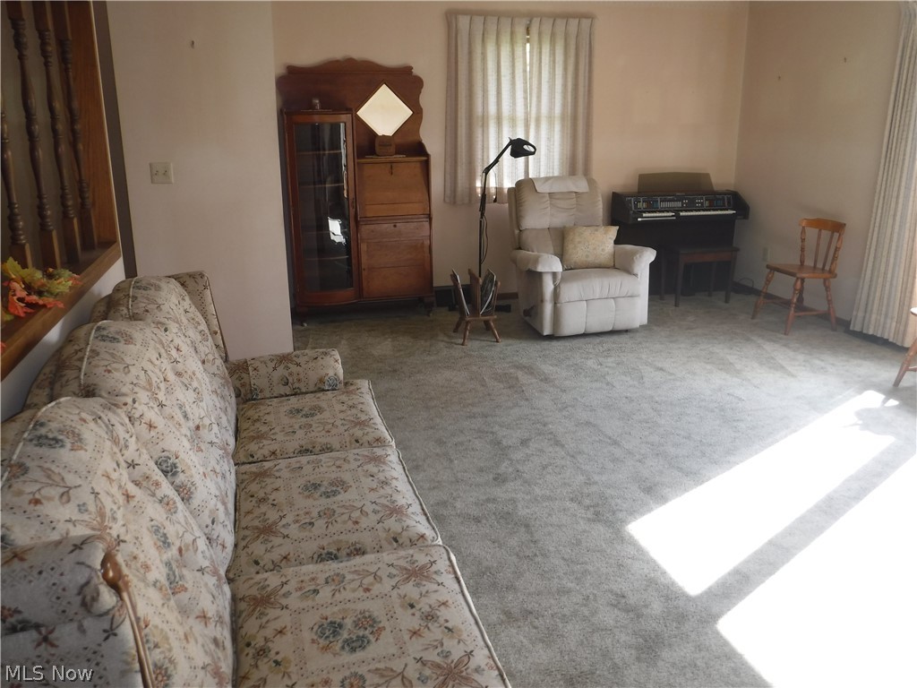 17871 County Road 436 Dresden OH 43821