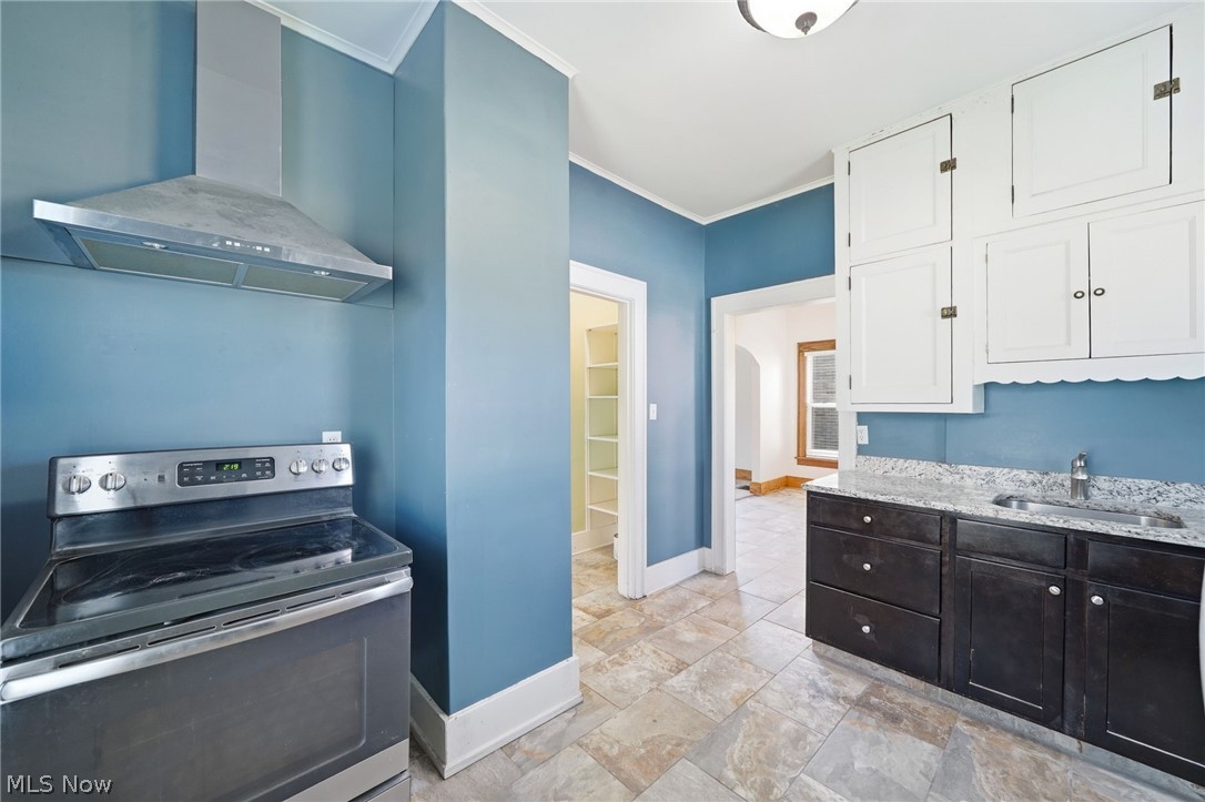 413 Hower Street NE North Canton OH 44720