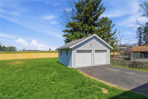 413 Hower Street NE North Canton OH 44720