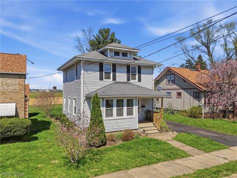413 Hower Street NE North Canton OH 44720