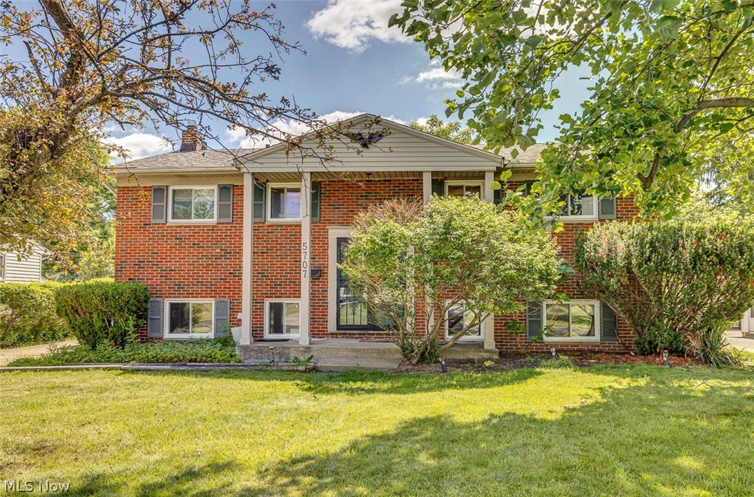5707 Vickie Lane Bedford Heights OH 44146