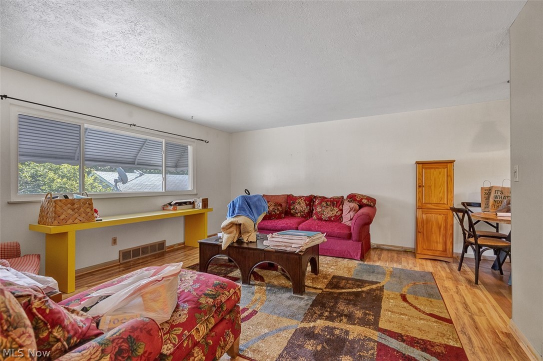 5707 Vickie Lane Bedford Heights OH 44146