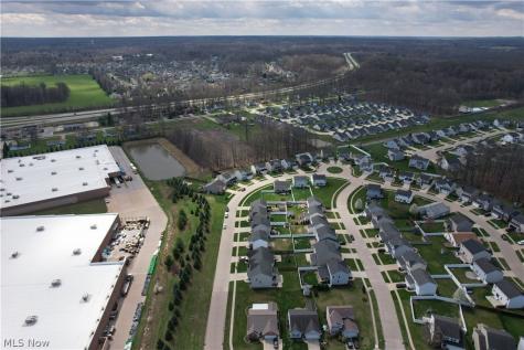 6138 E Meadow Farm Lane Lorain OH 44053