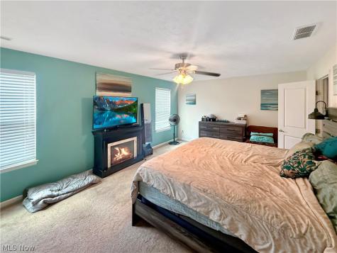 6138 E Meadow Farm Lane Lorain OH 44053