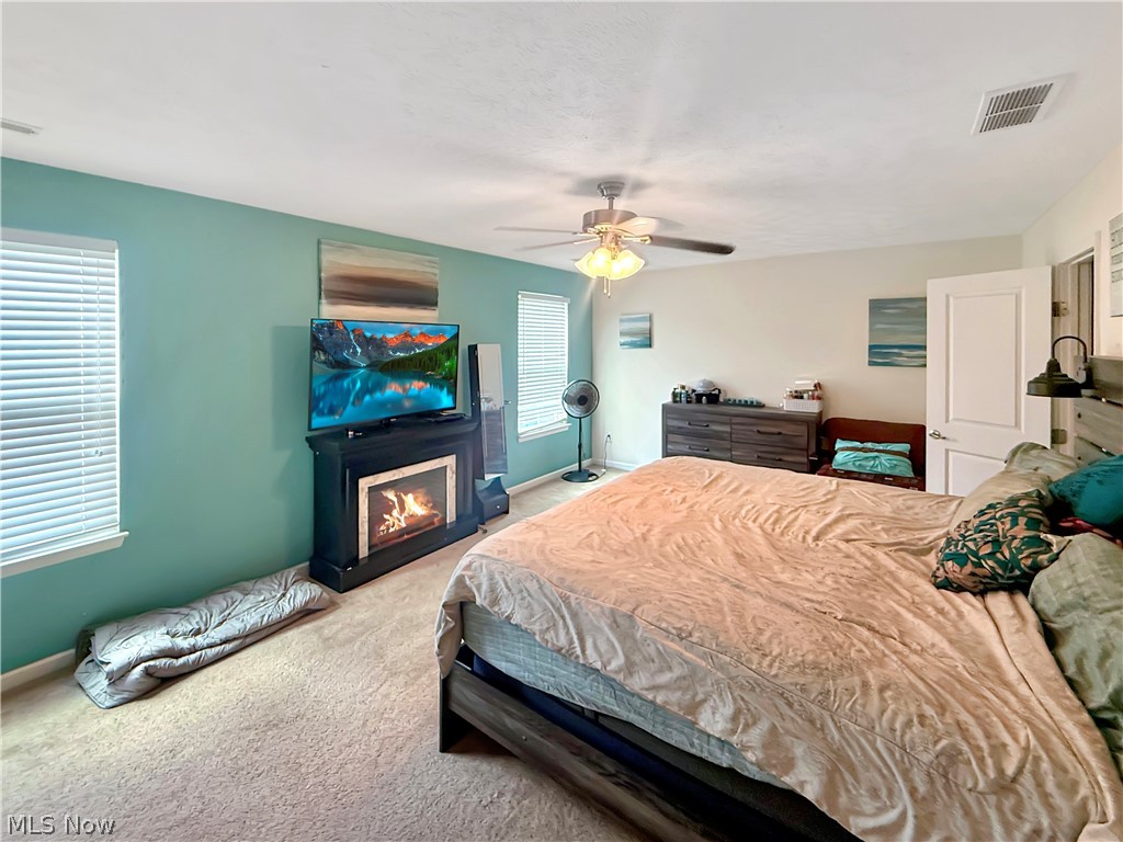 6138 E Meadow Farm Lane Lorain OH 44053