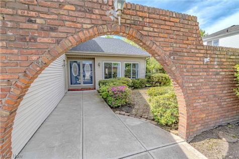 16461 S Red Rock Drive Strongsville OH 44136