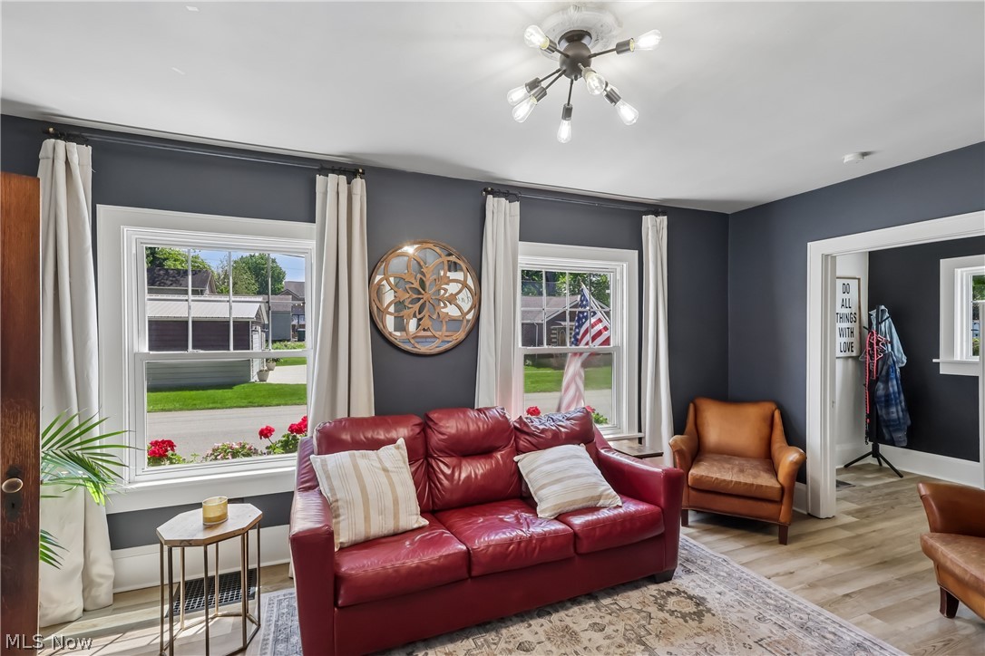 1267 Liberty Avenue Barberton OH 44203