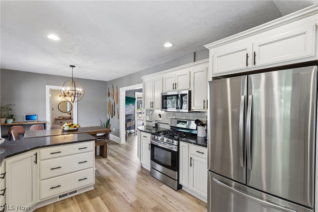 1267 Liberty Avenue Barberton OH 44203