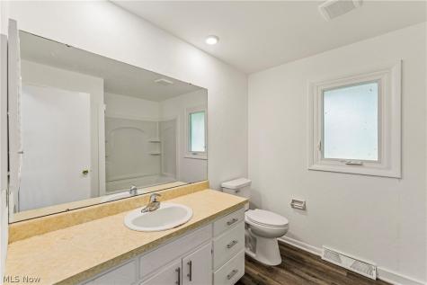 460 Long Street Amherst OH 44001