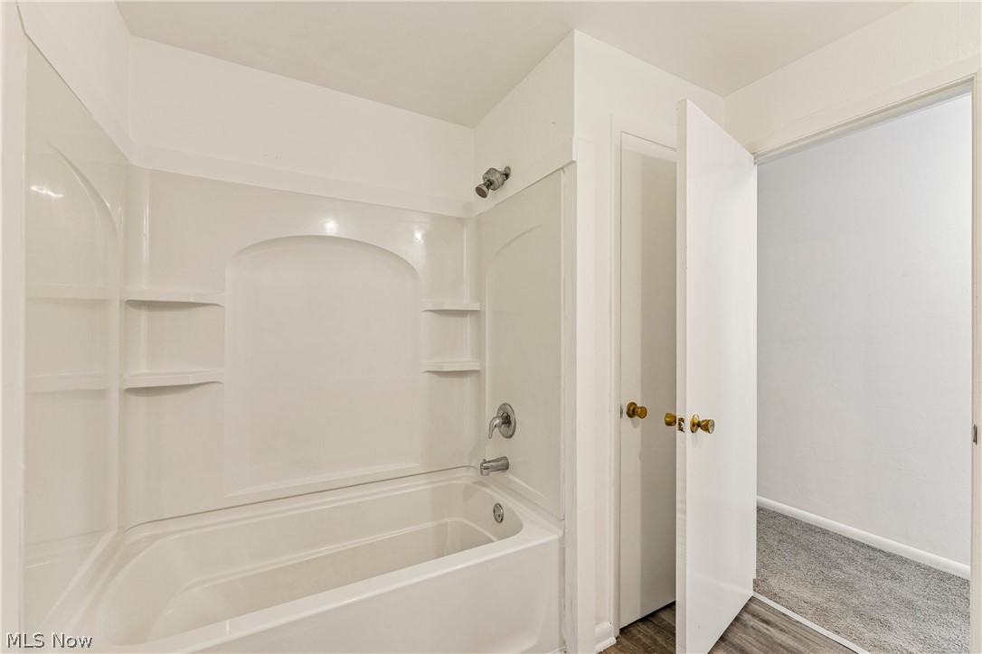 460 Long Street Amherst OH 44001