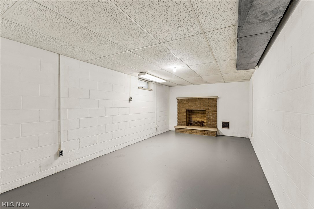 460 Long Street Amherst OH 44001