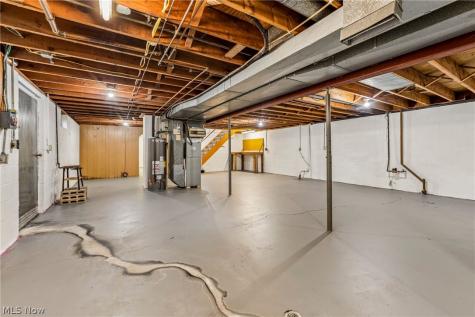 460 Long Street Amherst OH 44001