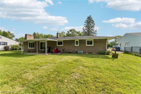 460 Long Street Amherst OH 44001