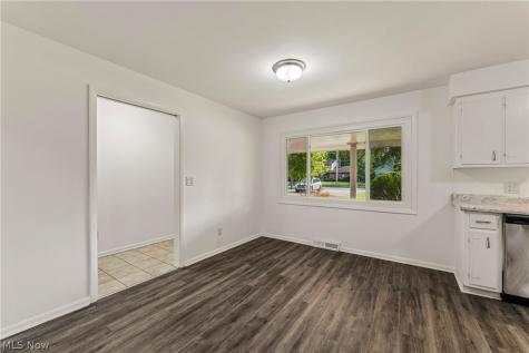 460 Long Street Amherst OH 44001