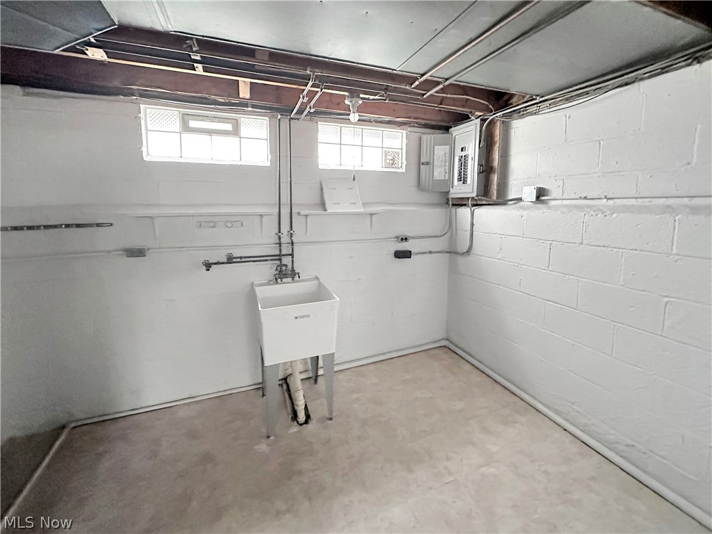 5811 Orchard Avenue Parma OH 44129