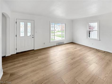 5811 Orchard Avenue Parma OH 44129