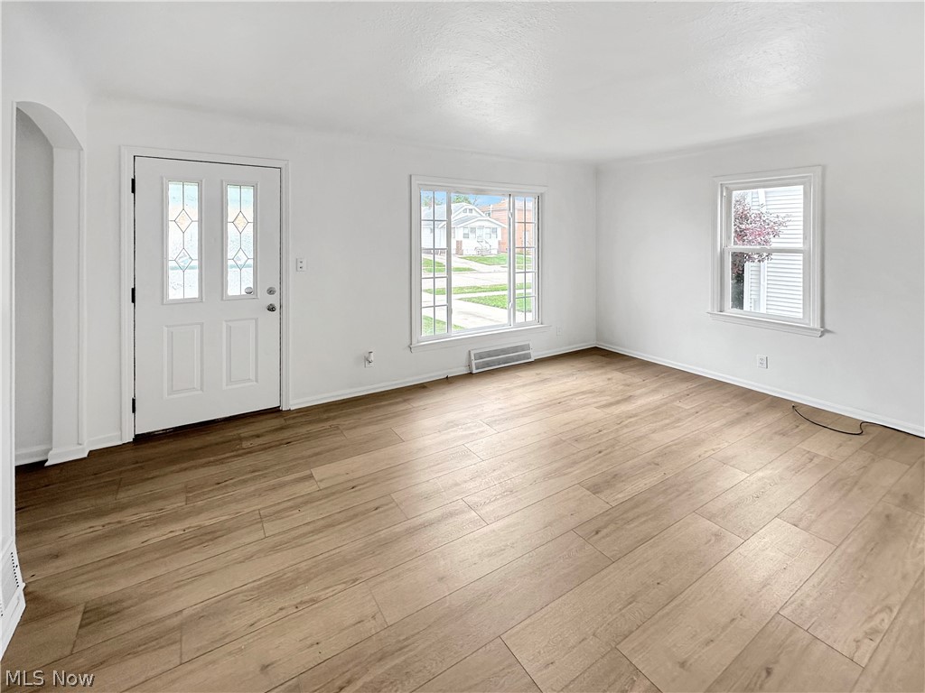 5811 Orchard Avenue Parma OH 44129