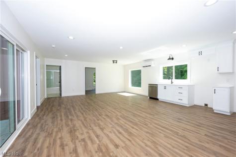 4037 Cleveland Road Wooster OH 44691