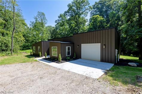 4037 Cleveland Road Wooster OH 44691