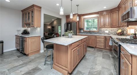 4511 Ranchwood Road Akron OH 44333