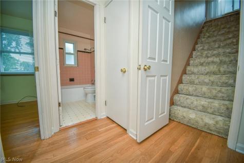18400 Rockland Avenue Cleveland OH 44135