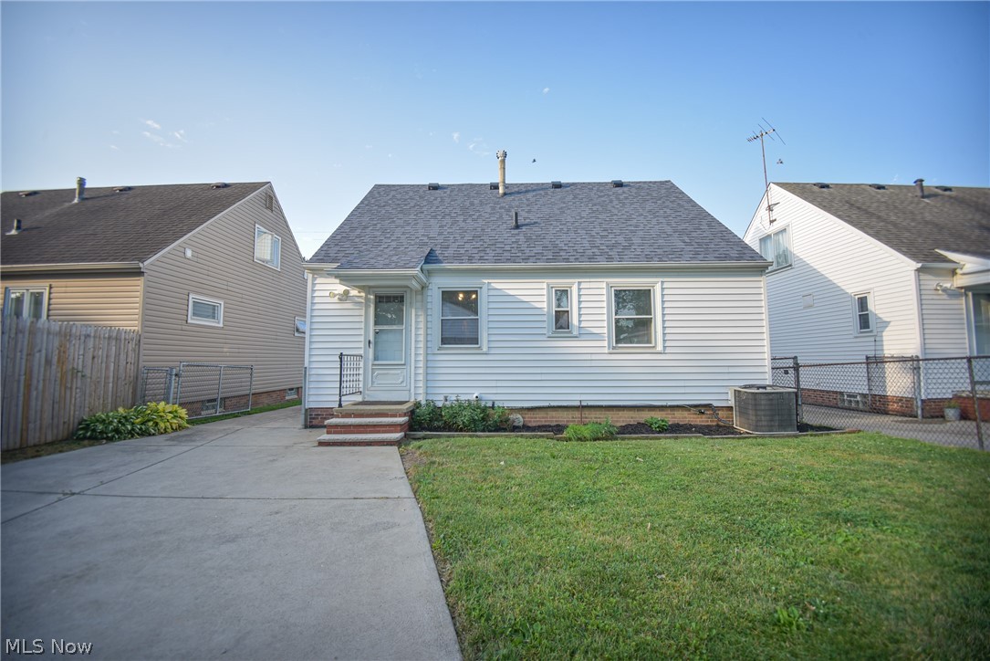 18400 Rockland Avenue Cleveland OH 44135